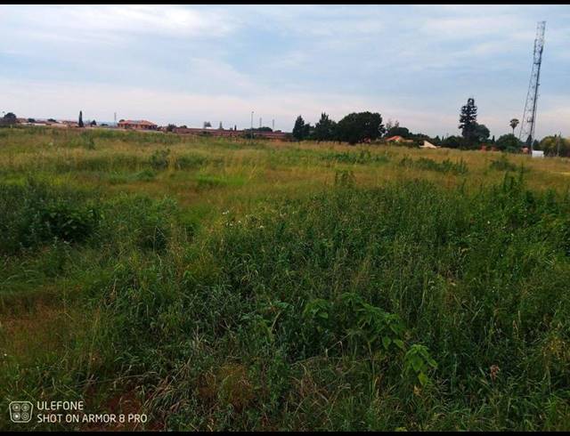 LAND FOR SALE IN DAWN PARK EXT